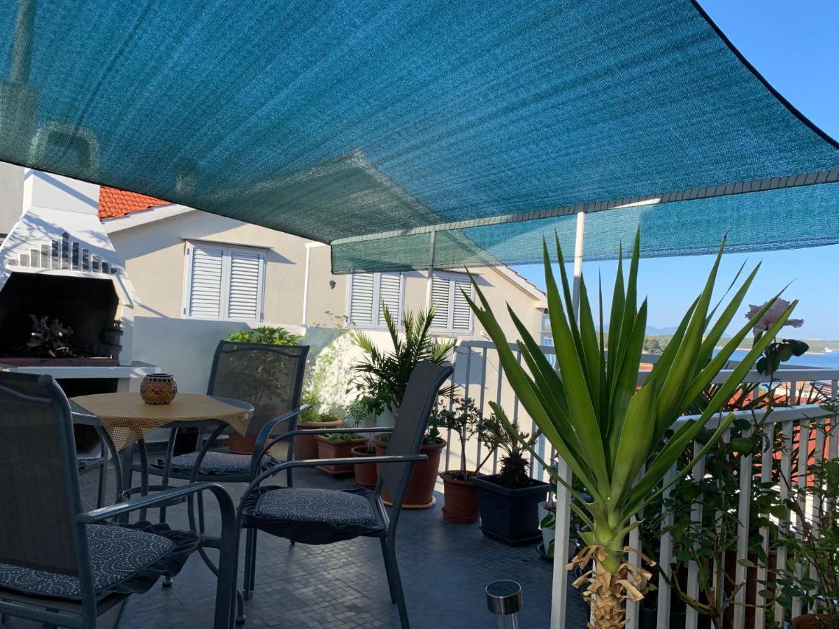 Apartment Elena 40 M2 With Beautiful Wide Sea Views 3 Stars Hvar Town Exterior foto