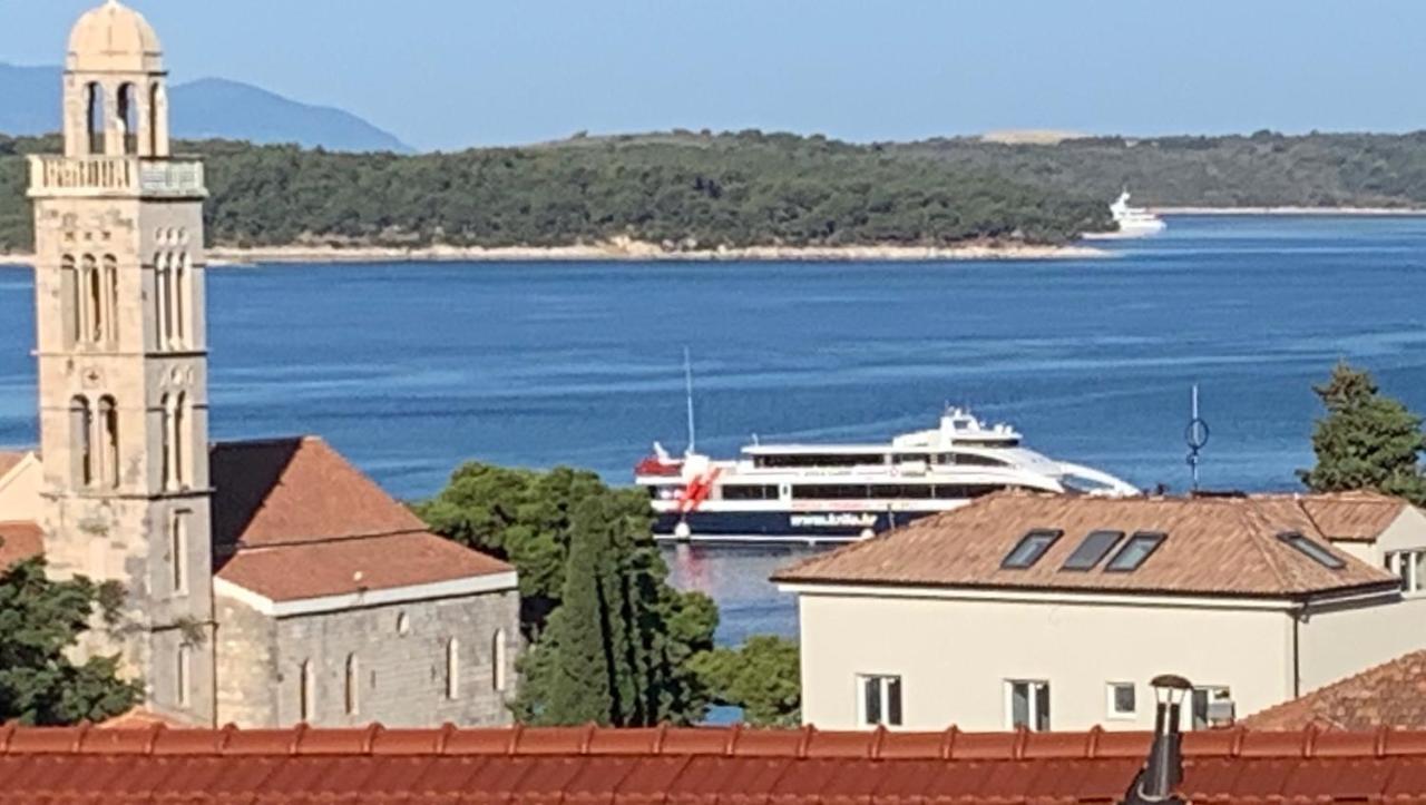 Apartment Elena 40 M2 With Beautiful Wide Sea Views 3 Stars Hvar Town Exterior foto